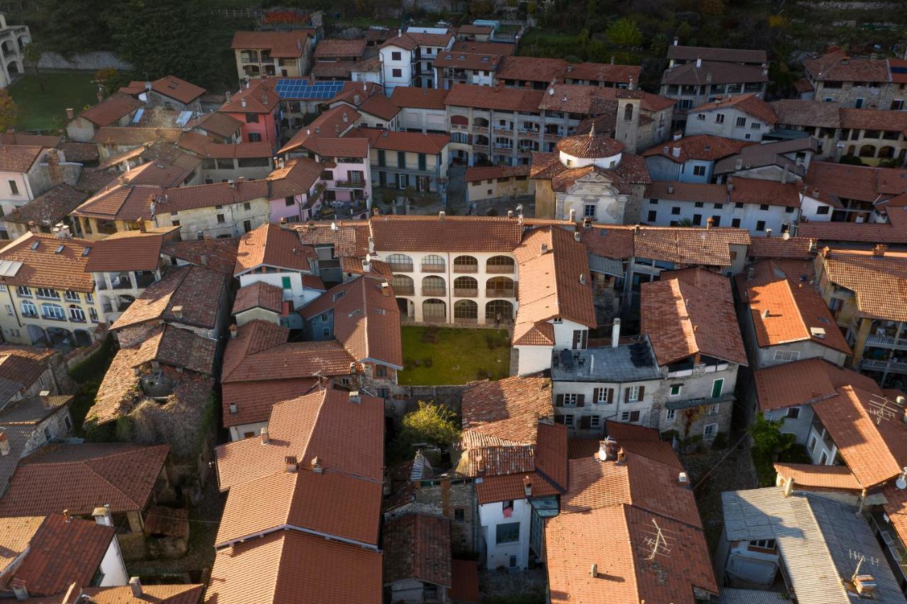 Palazzo Mia By Icasamia Διαμέρισμα Castello Cabiaglio Εξωτερικό φωτογραφία